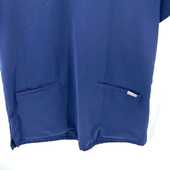 Figs Casma Scrub Top Sz M Navy Blue Short Sleeve Uniform Nurse Medical Pockets - Picture 3 of 9